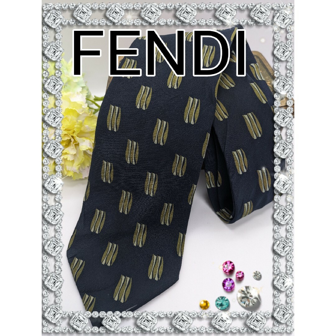 FENDI(フェンディ)のFENDI ネクタイ　フェンディ　シルク　おしゃれ メンズのファッション小物(ネクタイ)の商品写真