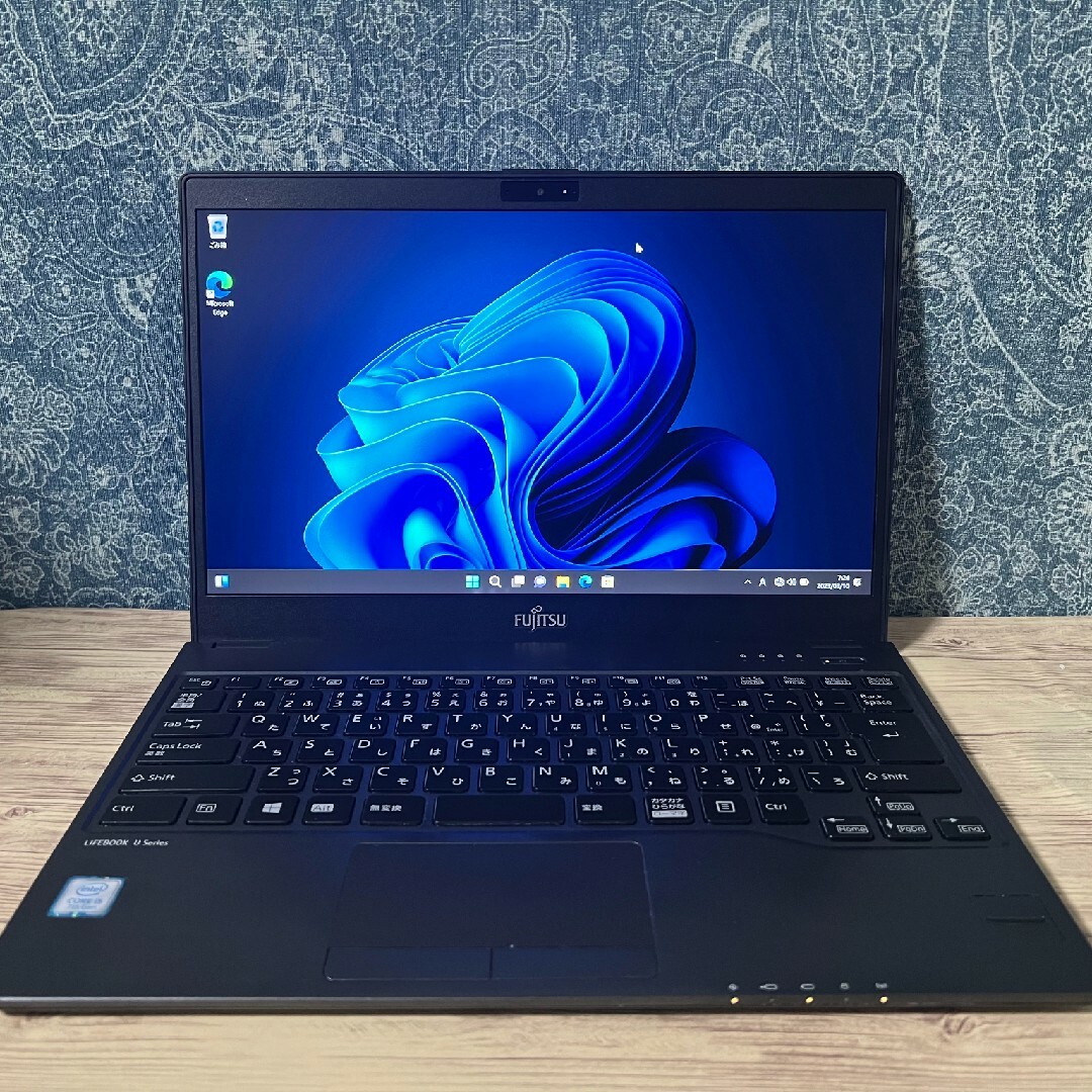 富士通Lifebook U939 8GB/256GB 第8世代Core i5 スマホ/家電/カメラのPC/タブレット(ノートPC)の商品写真