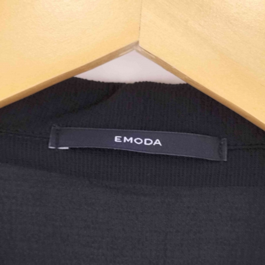 EMODA(エモダ)のEMODA(エモダ) シャーリングラフシャツ レディース トップス レディースのトップス(シャツ/ブラウス(半袖/袖なし))の商品写真