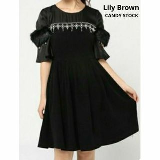 リリーブラウン(Lily Brown)の定価26,000円Lily Brown CANDY STOCKビジューワンピース(ミニドレス)