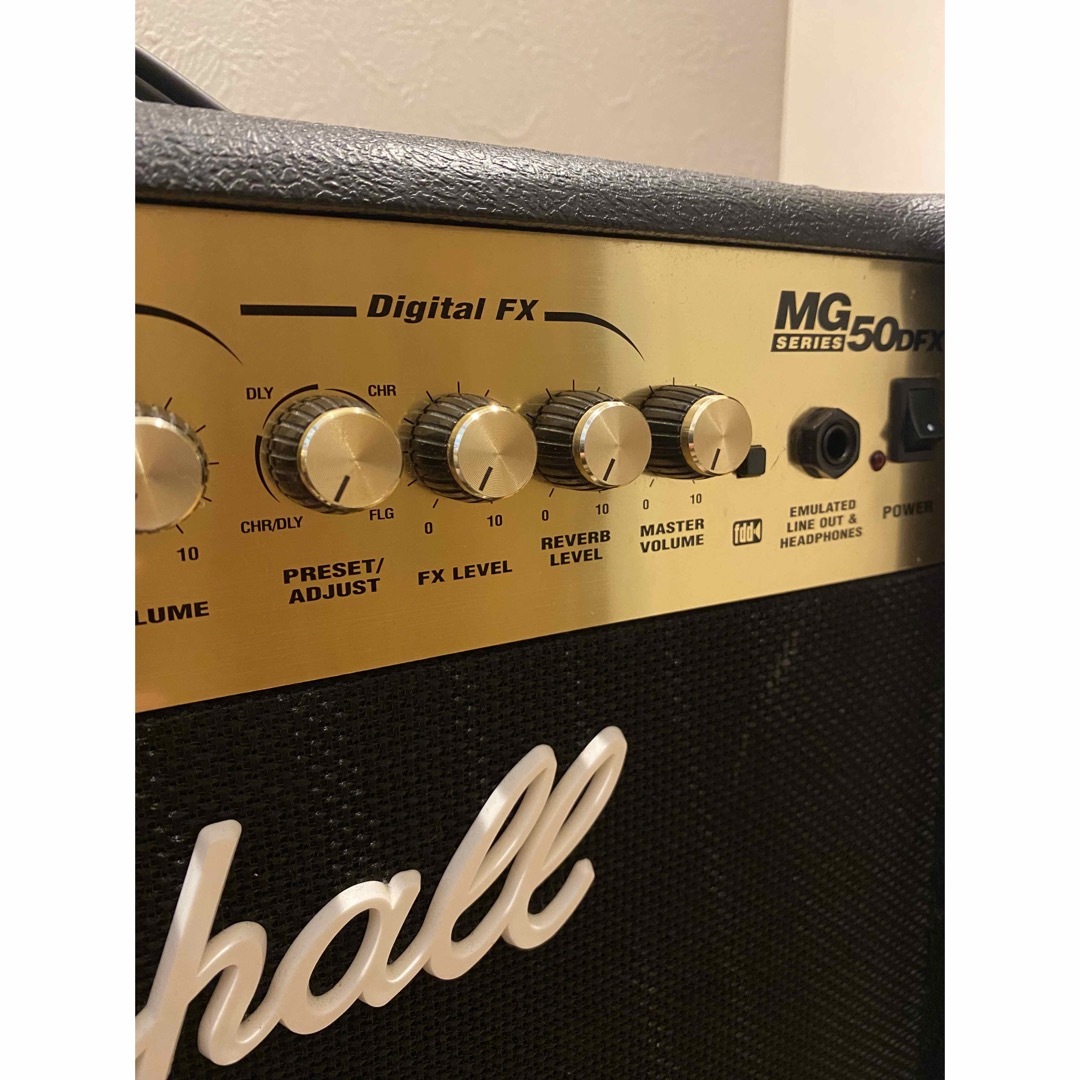 Marshall(マーシャル)の【中古】Marshall /マーシャル MG50DFX フットスイッチ付き  楽器のギター(ギターアンプ)の商品写真