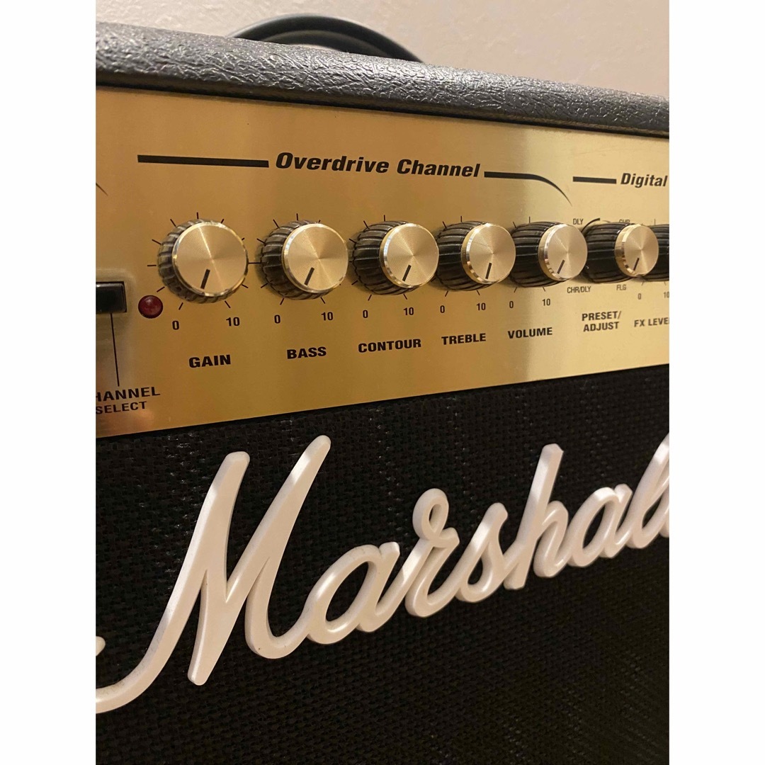 Marshall(マーシャル)の【中古】Marshall /マーシャル MG50DFX フットスイッチ付き  楽器のギター(ギターアンプ)の商品写真