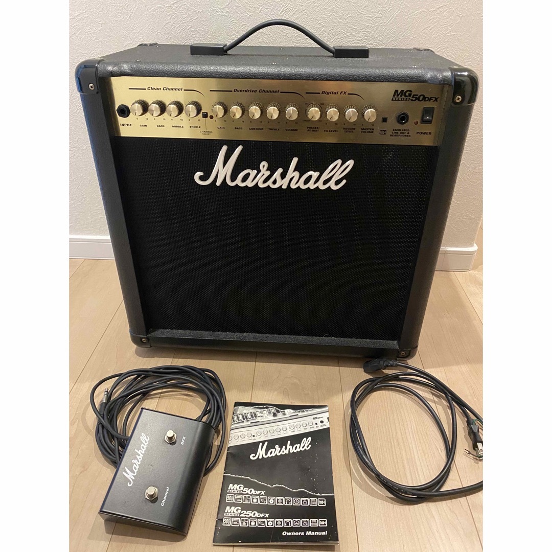 Marshall(マーシャル)の【中古】Marshall /マーシャル MG50DFX フットスイッチ付き  楽器のギター(ギターアンプ)の商品写真