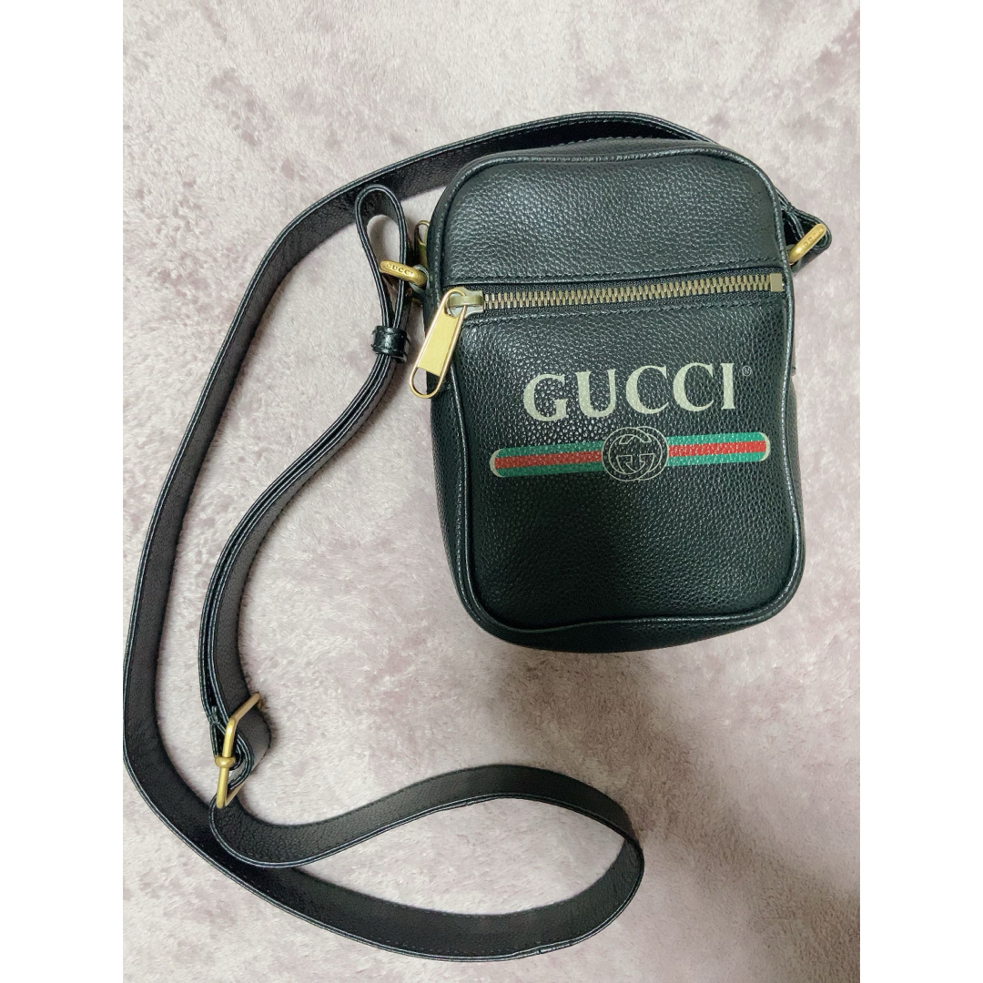 Gucci(グッチ)のGUCCI ショルダーバッグ  肩掛け ブラック メンズのバッグ(ショルダーバッグ)の商品写真