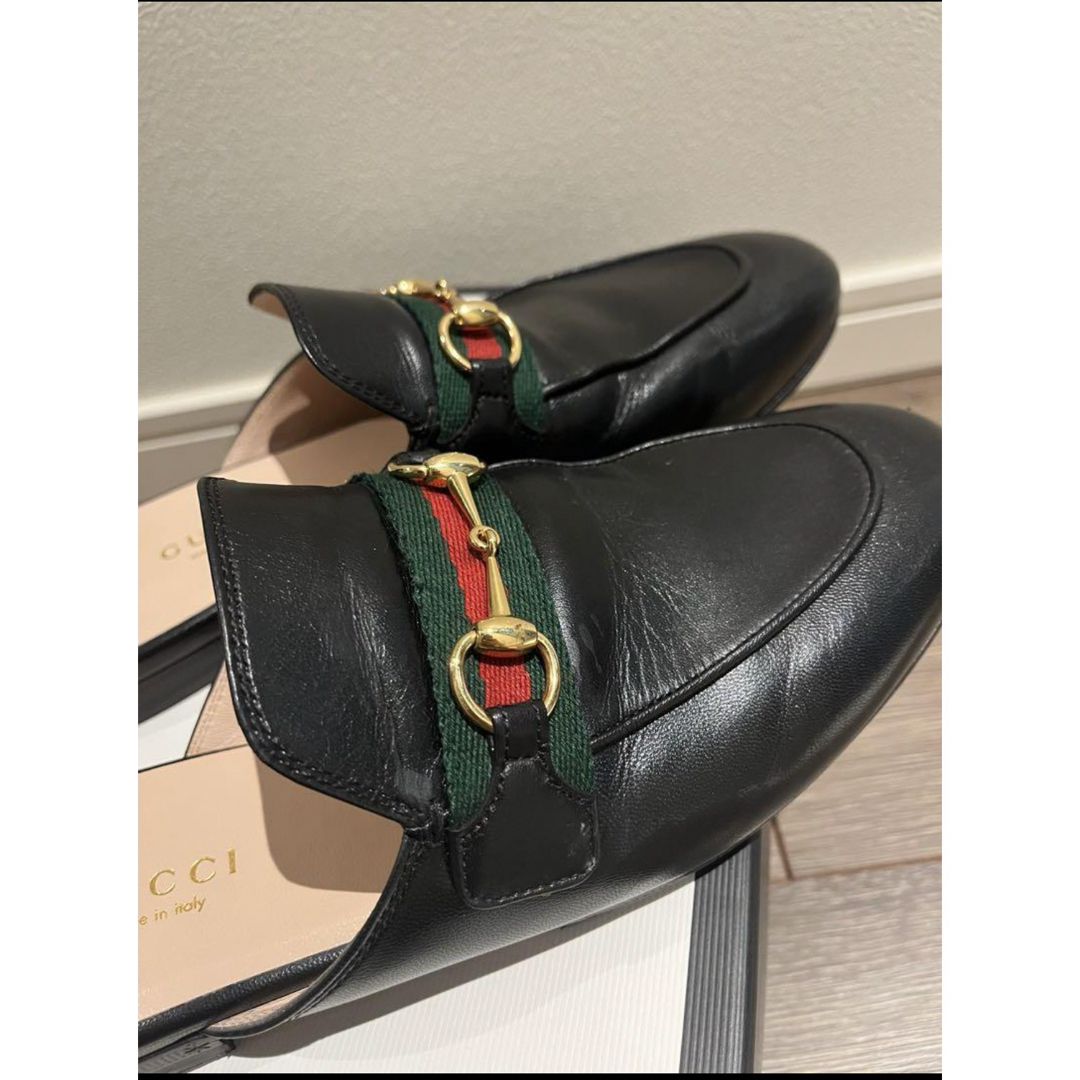 Gucci(グッチ)のGUCCIホースビットローファー スリッポン レディースの靴/シューズ(ローファー/革靴)の商品写真