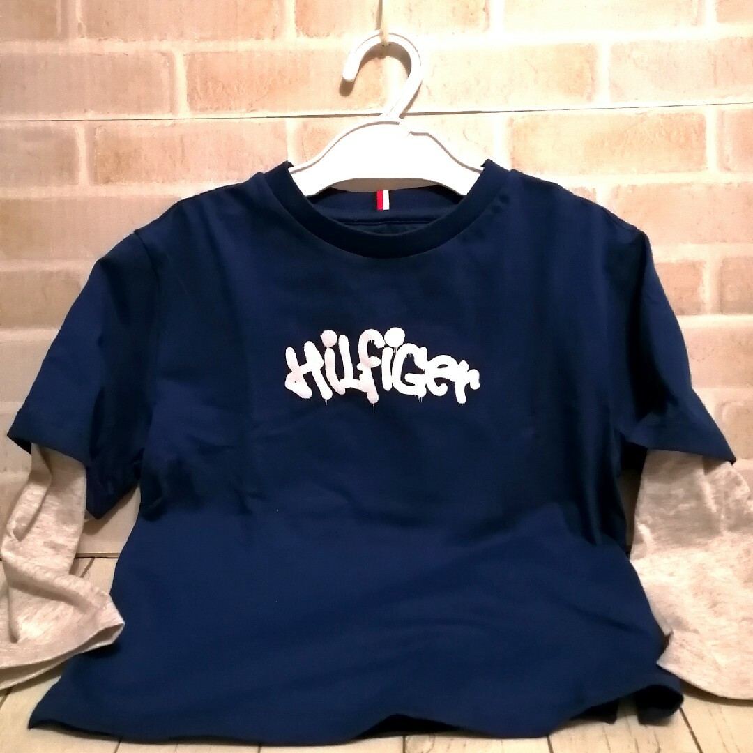 TOMMY HILFIGER(トミーヒルフィガー)の【新品未使用】TOMMY HILFIGER 子供ロンティー トミーヒルフィガー メンズのトップス(Tシャツ/カットソー(七分/長袖))の商品写真