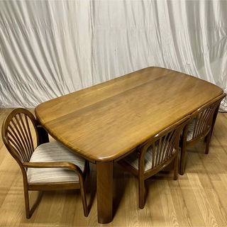 カリモクカグ(カリモク家具)の【カリモク】食堂テーブル DG6270MW(ダイニングテーブル)