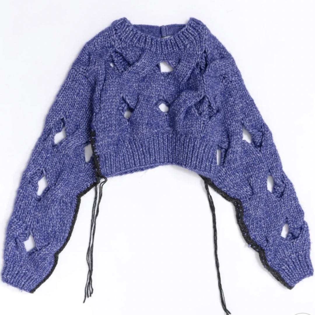 MAISON SPECIAL(メゾンスペシャル)のCable Slit Hand Short Knit ショート丈ニット レディースのトップス(ニット/セーター)の商品写真