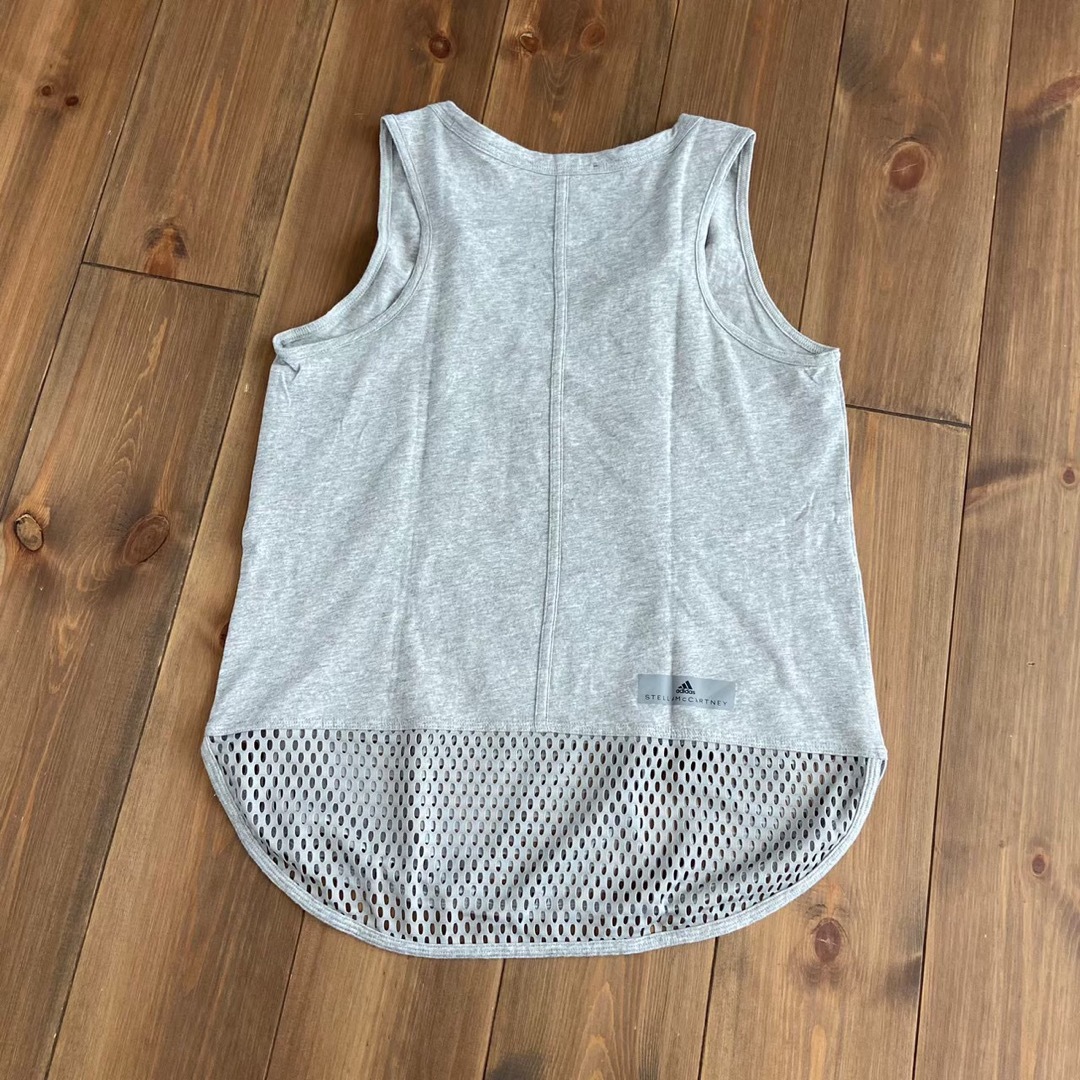 adidas by Stella McCartney(アディダスバイステラマッカートニー)の[ 美品 ] アディダスバイステラマッカートニー トップス タンクトップ XS スポーツ/アウトドアのトレーニング/エクササイズ(ヨガ)の商品写真