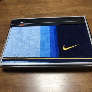 ナイキ(NIKE)のバスタオル（NIKE）(タオル/バス用品)