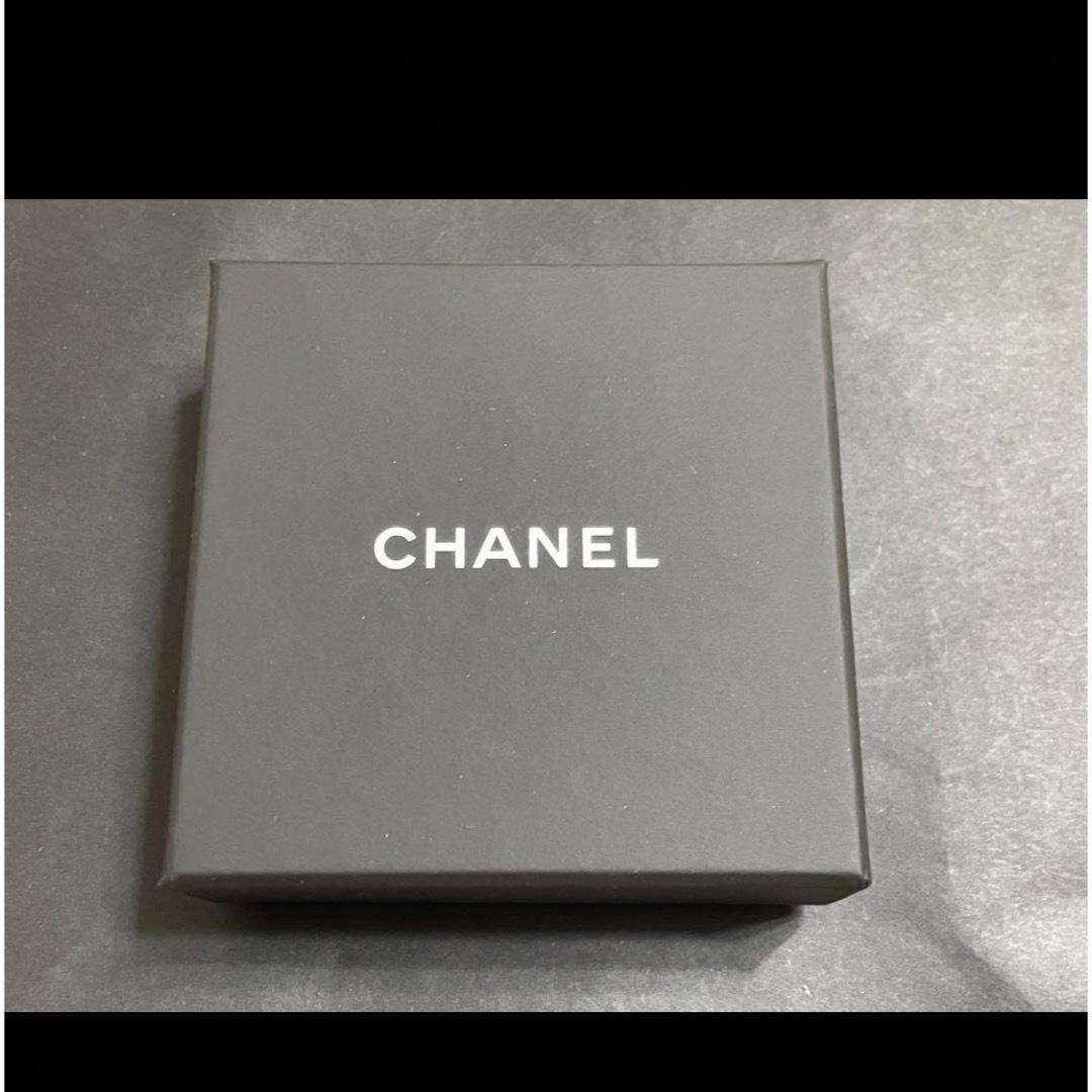 CHANEL(シャネル)のCHANEL シャネル　限定　ハート　キーホルダー　ブラック　ココマーク　新品 レディースのファッション小物(キーホルダー)の商品写真