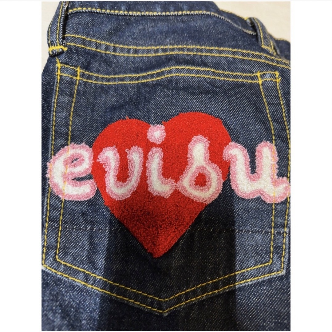 EVISU(エビス)のEVISU ジーンズ　※ベルト付き レディースのパンツ(デニム/ジーンズ)の商品写真