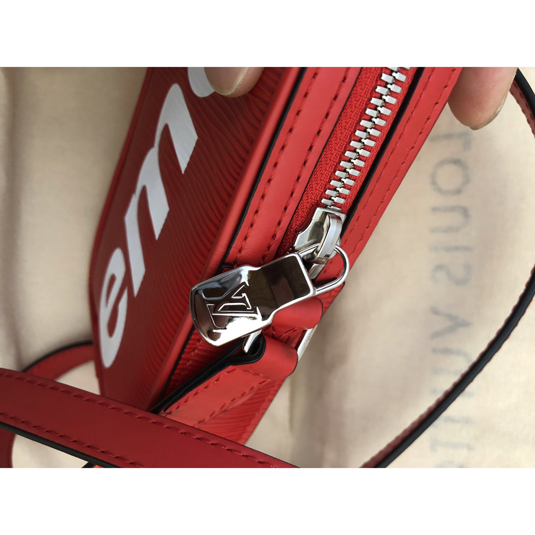 Supreme(シュプリーム)のSupreme シュプリーム ショルダーバッグ × LOUIS VUITTON  メンズのバッグ(ショルダーバッグ)の商品写真