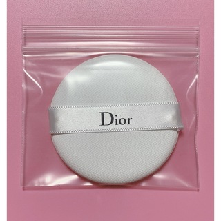 クリスチャンディオール(Christian Dior)の【クリスチャン ディオール】⭐️クッションファンデ用 パフ 1つ(パフ・スポンジ)