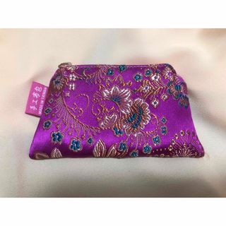 刺繍が綺麗な　小銭入れ　台湾(コインケース)