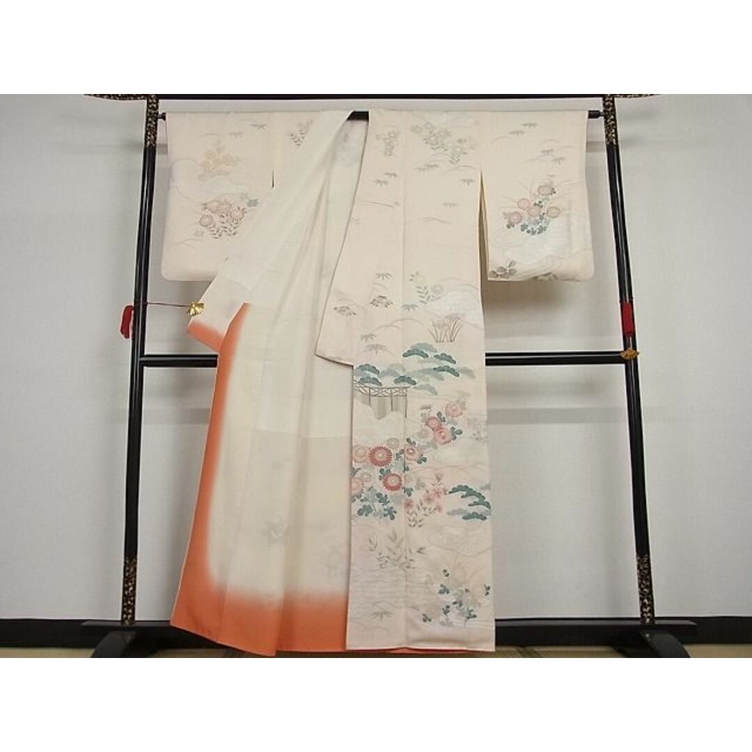 平和屋野田店■訪問着　刺繍　松竹梅流水花文　銀彩　着丈156.5cm　裄丈63cm　正絹　逸品　A-br4676 レディースの水着/浴衣(着物)の商品写真