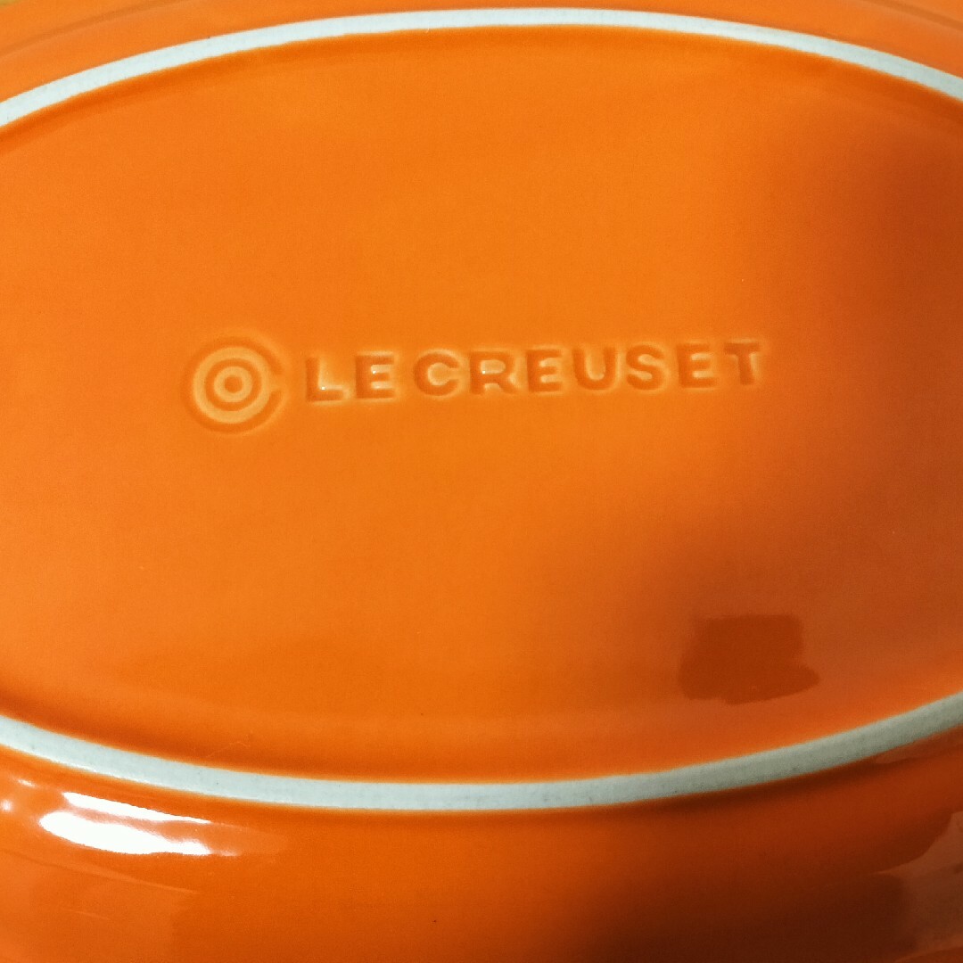 LE CREUSET(ルクルーゼ)のル·クルーゼ LE CREUSET オーバルプレート 30cm インテリア/住まい/日用品のキッチン/食器(食器)の商品写真