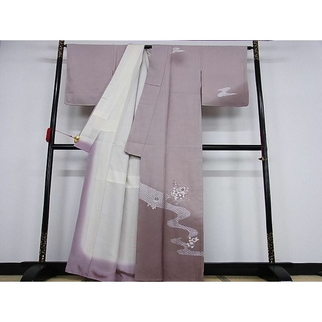 平和屋野田店■訪問着　刺繍　流水花文　暈し染め　銀彩　着丈160cm　裄丈65.5cm　正絹　逸品　A-ex4930 レディースの水着/浴衣(着物)の商品写真