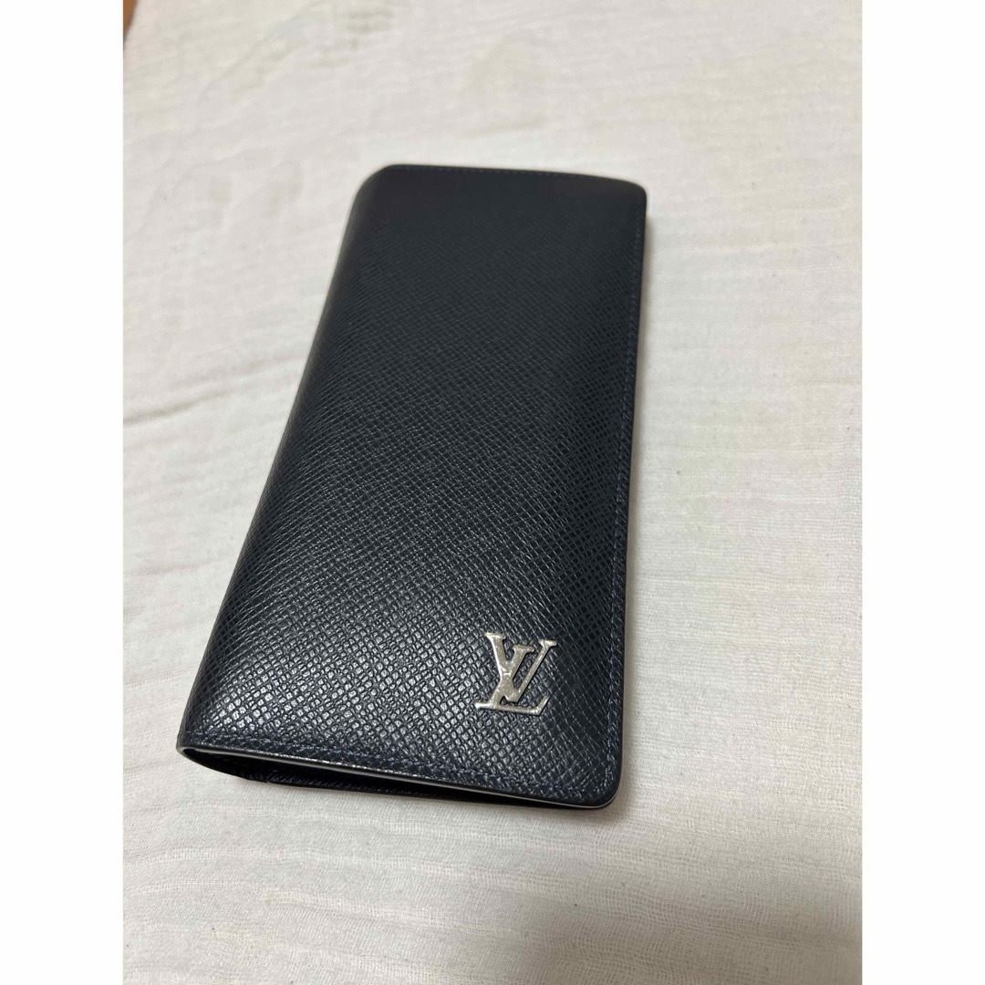 LOUIS VUITTON(ルイヴィトン)のルイヴィトン　長財布　ポルトフォイユ・ブラザ タイガ メンズのファッション小物(長財布)の商品写真