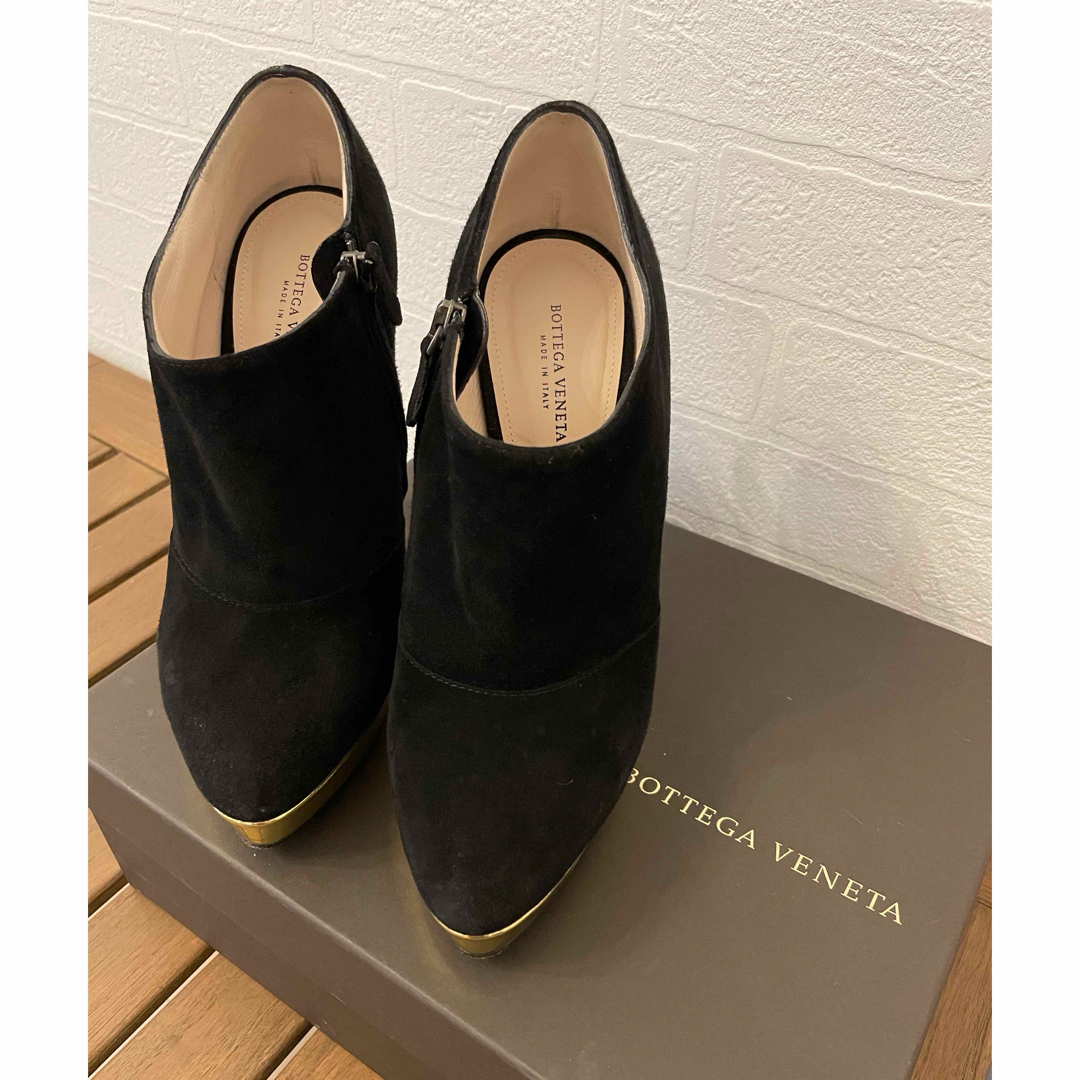 Bottega Veneta(ボッテガヴェネタ)のBootie BOTTEGA VENETA レディースの靴/シューズ(ブーティ)の商品写真