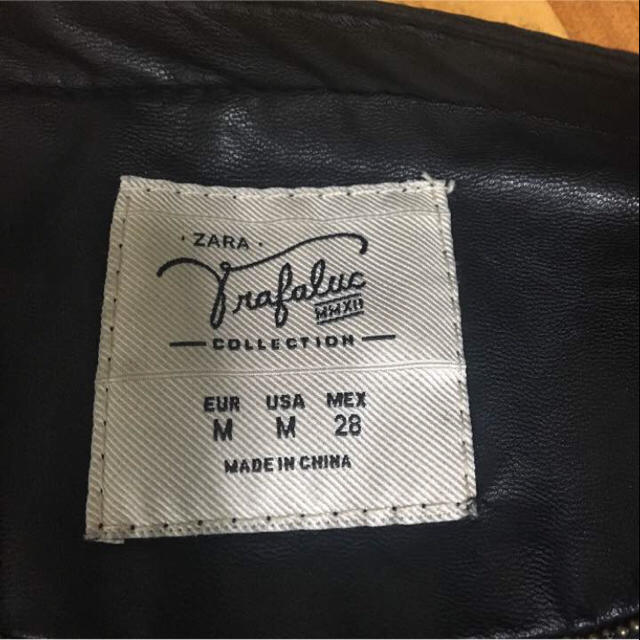 ZARA(ザラ)の値下げ！美品 ZARA フェイクレザー ブラック レディースのジャケット/アウター(ライダースジャケット)の商品写真