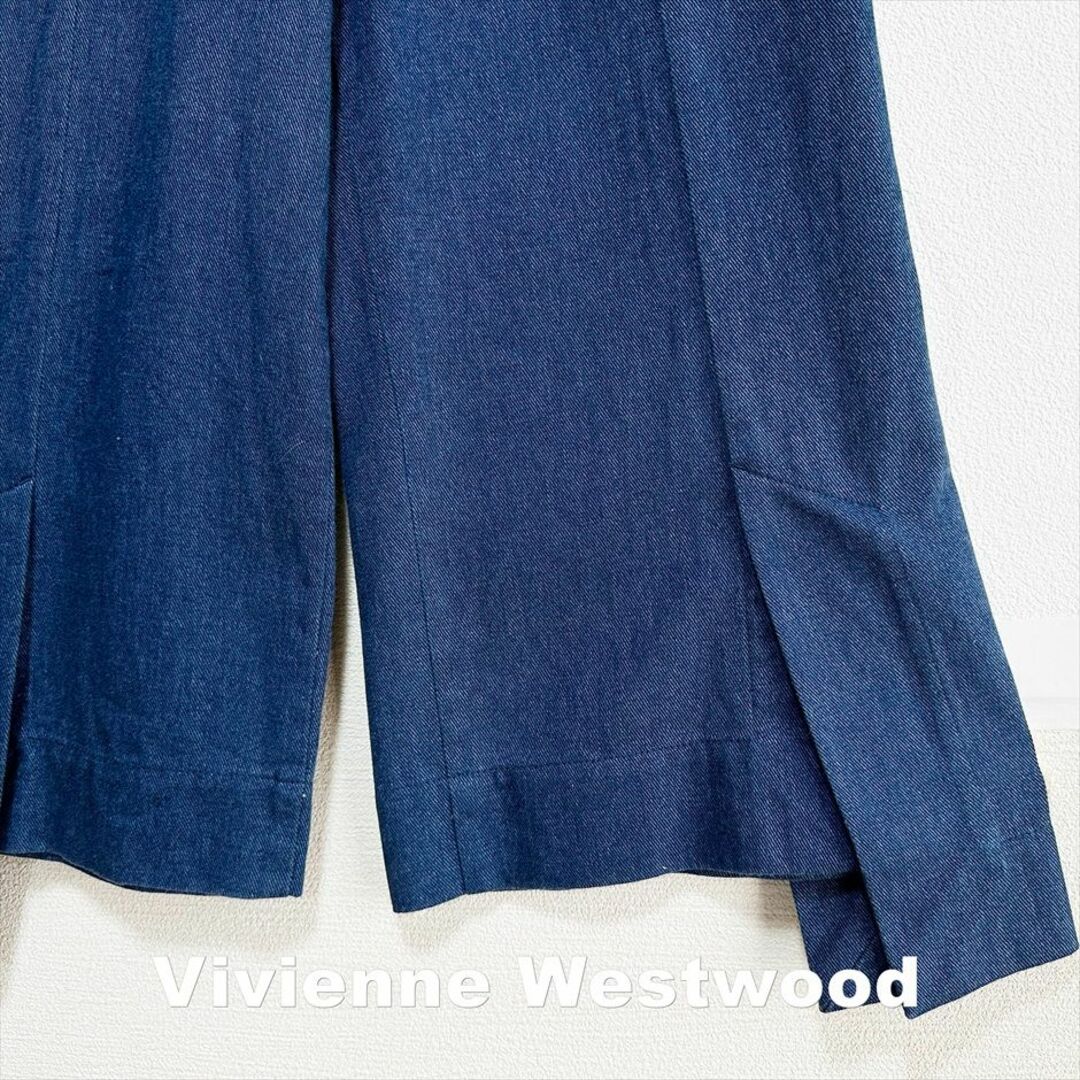 Vivienne Westwood(ヴィヴィアンウエストウッド)の【Vivienne Westwood】ORBボタン フレアカット デニム レディースのパンツ(デニム/ジーンズ)の商品写真