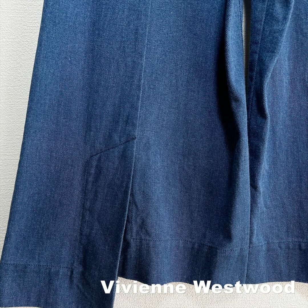 Vivienne Westwood(ヴィヴィアンウエストウッド)の【Vivienne Westwood】ORBボタン フレアカット デニム レディースのパンツ(デニム/ジーンズ)の商品写真