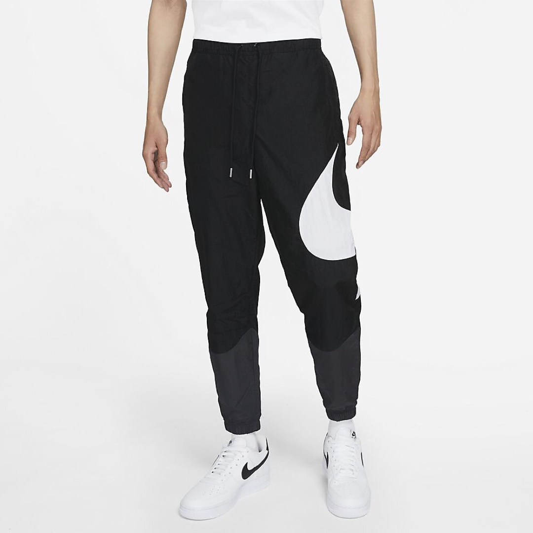 NIKE(ナイキ)の【新品】NIKE NSW SWOOSH WOVEN UL PANTS  メンズのパンツ(その他)の商品写真