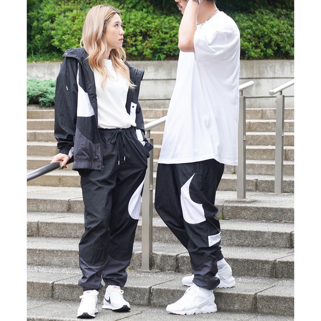 NIKE(ナイキ)の【新品】NIKE NSW SWOOSH WOVEN UL PANTS  メンズのパンツ(その他)の商品写真