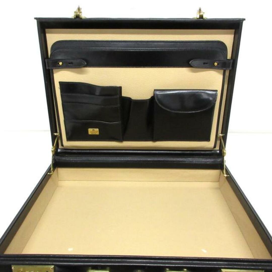 AIGNER - アイグナー アタッシュケース - 黒 レザーの通販 by AIGNER - アイグナー アタッシュケース - 黒 レザーの通販 by