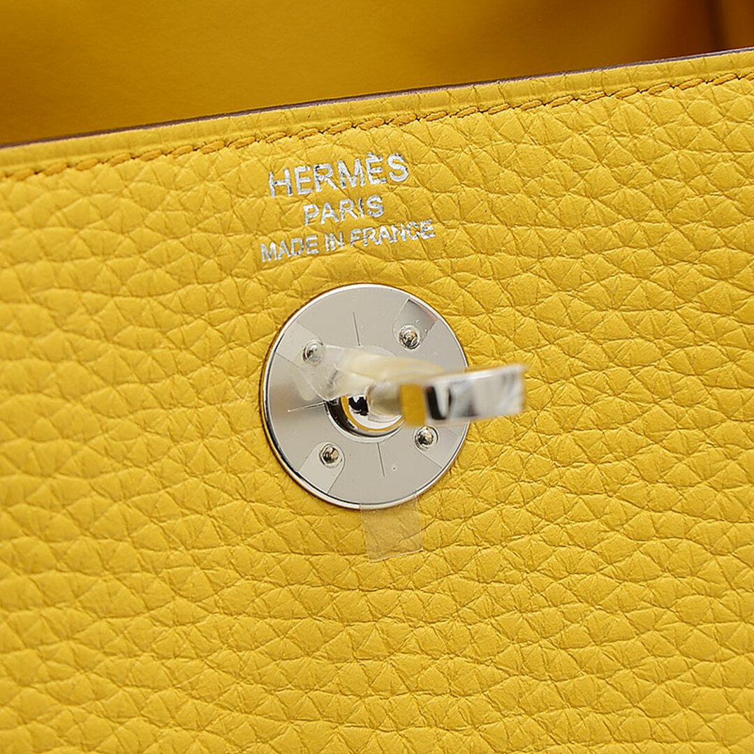 Hermes(エルメス)のエルメス リンディ ミニ トリヨンクレマンス サン シルバー金具 B刻印 レディースのバッグ(ショルダーバッグ)の商品写真