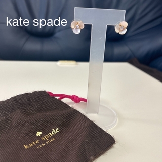 ケイトスペードニューヨーク(kate spade new york)の美品　Kate Spade ケイトスペードニューヨーク　ピアス　花(ピアス)