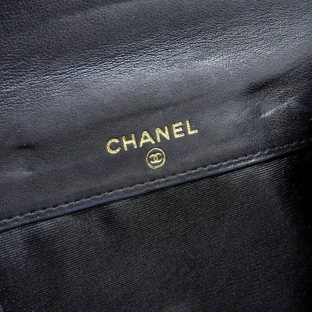 CHANEL(シャネル)の【本物保証】 箱・保付 シャネル CHANEL ココマーク ロゴ  Wホック折り財布 キャビアスキン ブラック シール付 5番台 A13496 レディースのファッション小物(財布)の商品写真