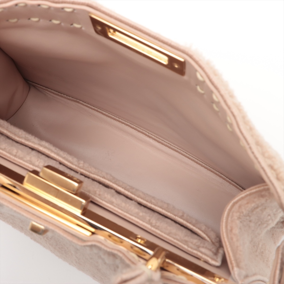 FENDI(フェンディ)のフェンディ ピーカブー アイシーユー ミディアム ムートン  ピンク レデ レディースのバッグ(ハンドバッグ)の商品写真