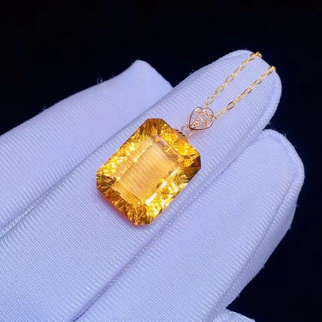 ⭐︎【天然】シトリン ペンダントトップ k18 15x11x6mm ⭐︎【天然】シトリン ペンダントトップ k18 15x11x6mm