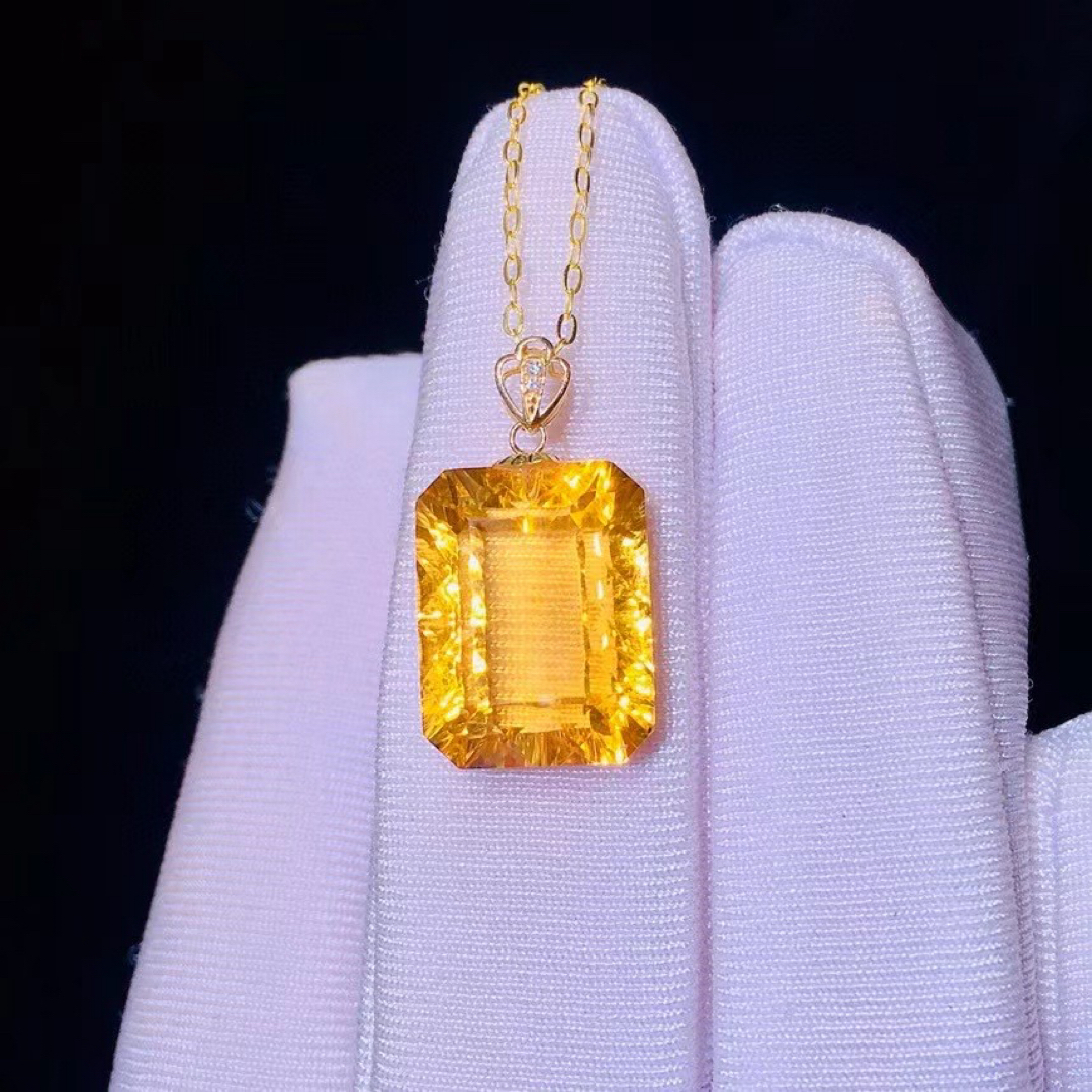 ⭐︎【天然】シトリン ペンダントトップ k18 15x11x6mm ⭐︎【天然】シトリン ペンダントトップ k18 15x11x6mm