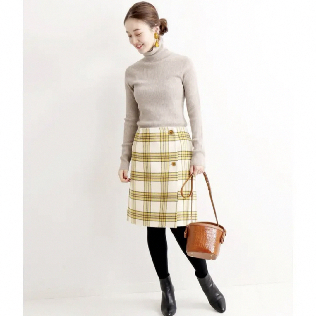 IENA(イエナ)のIENAリバーシブルスカート34サイズ レディースのスカート(ひざ丈スカート)の商品写真