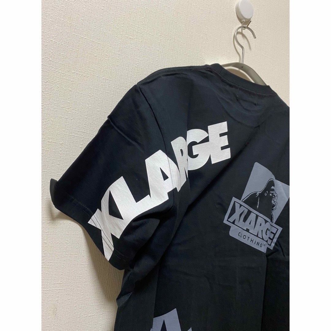 XLARGE(エクストララージ)の新品　エクストララージ　Tシャツ　ブラック　Mサイズ メンズのトップス(Tシャツ/カットソー(半袖/袖なし))の商品写真