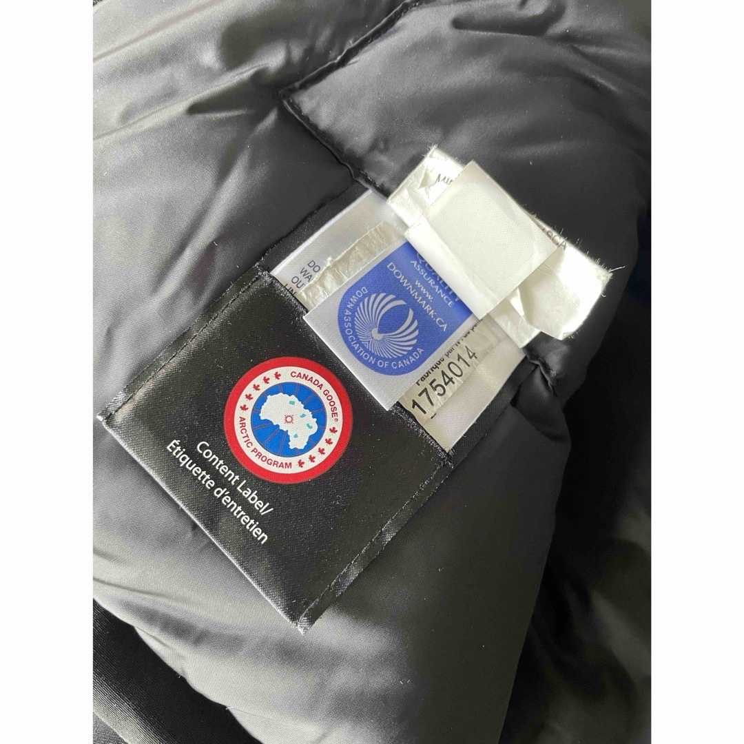 CANADA GOOSE(カナダグース)のCANADA GOOSE カナダグース LANGLEY ラングレー ダウン メンズのジャケット/アウター(ダウンジャケット)の商品写真