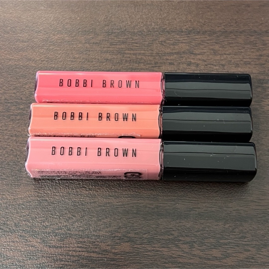 BOBBI BROWN(ボビイブラウン)のBOBBI BROWN リップグロス 3点セット ミニサイズ コスメ/美容のベースメイク/化粧品(リップグロス)の商品写真