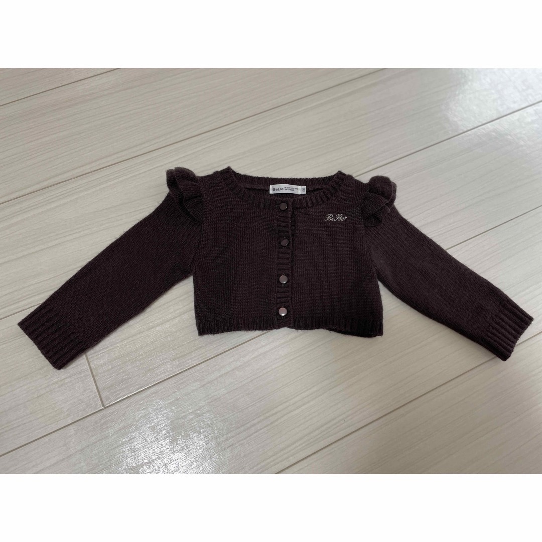 BeBe(ベベ)のbebe♡肩フリルカーディガン キッズ/ベビー/マタニティのキッズ服女の子用(90cm~)(カーディガン)の商品写真