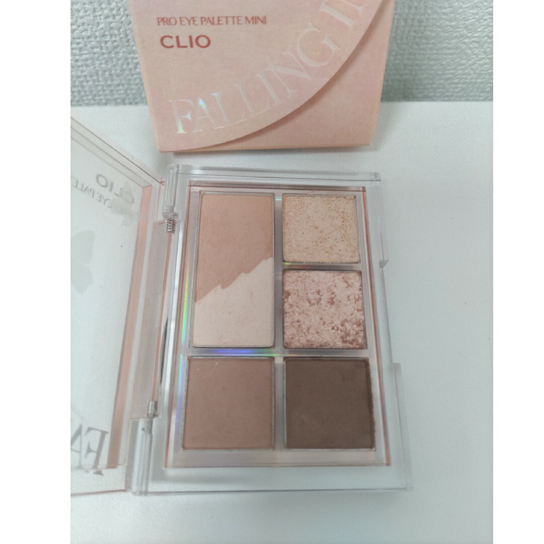 CLIO(クリオ)のCLIO クリオ アイシャドウパレット プロアイパレットミニ #04 FALL… コスメ/美容のベースメイク/化粧品(アイシャドウ)の商品写真