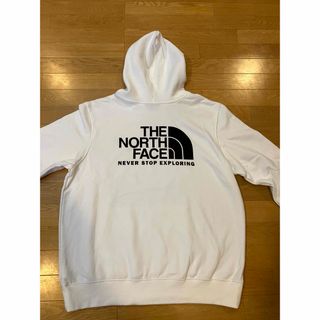 ザノースフェイス(THE NORTH FACE)のTHE NORTH FACE パーカー プルオーバー 大きいsize XL 白(パーカー)