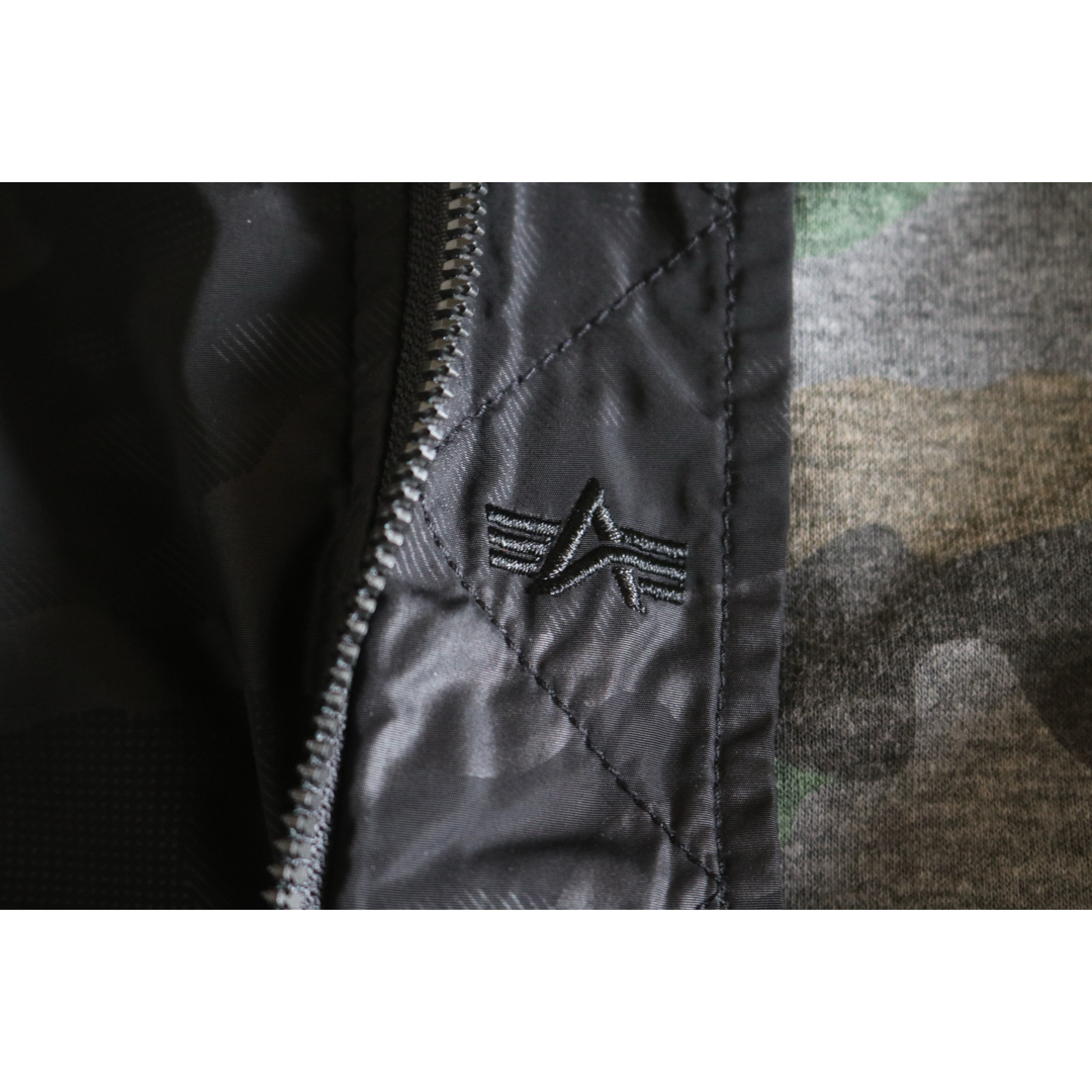 ALPHA INDUSTRIES(アルファインダストリーズ)の【ALPHA INDUSTRIES】美品　迷彩　ナイロンジャケット　黒　M★ メンズのジャケット/アウター(ミリタリージャケット)の商品写真