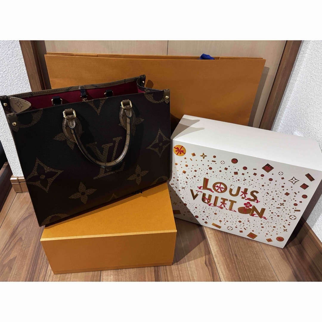 LOUIS VUITTON(ルイヴィトン)のルイヴィトン　オンザゴー　MM レディースのバッグ(トートバッグ)の商品写真