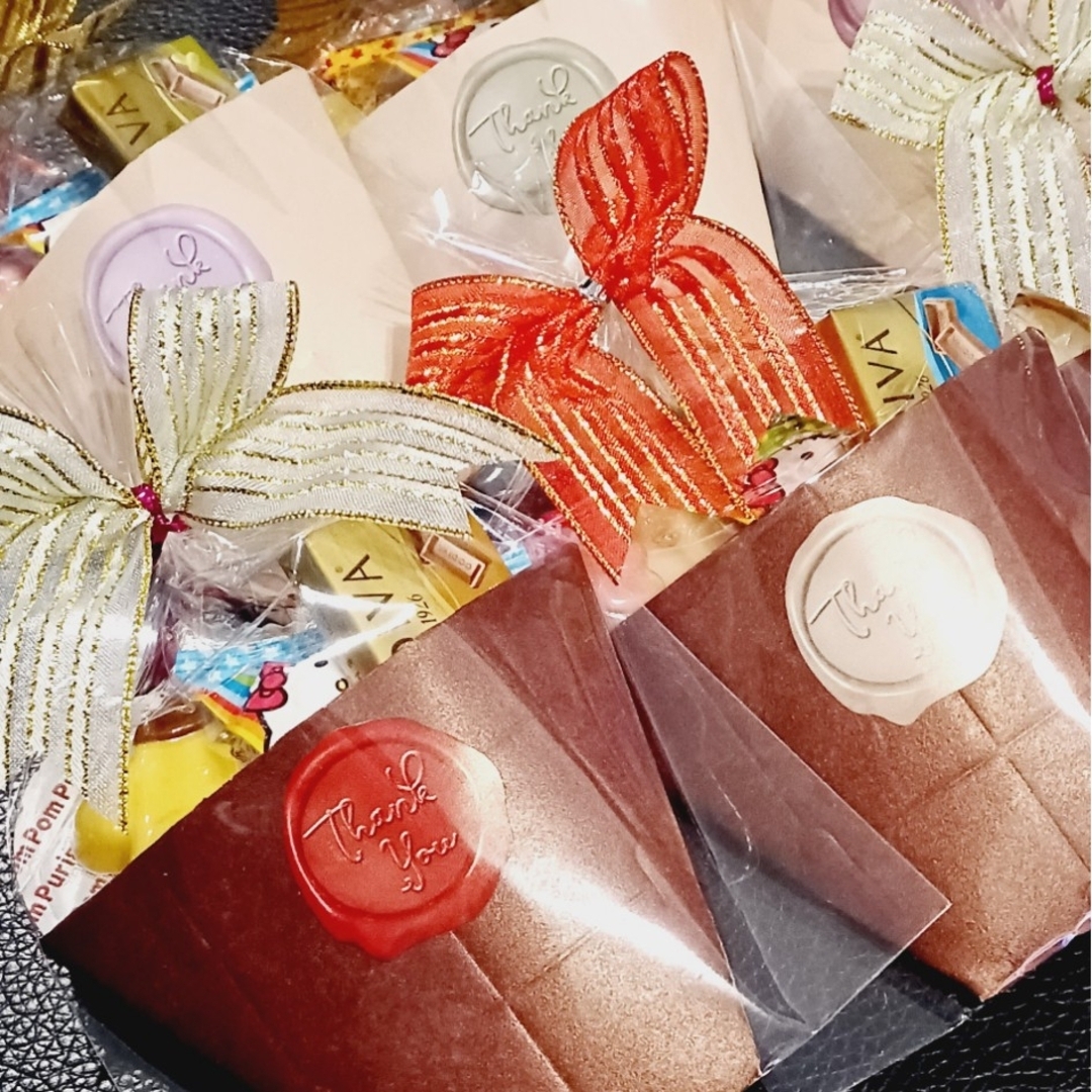 GODIVA(ゴディバ)のGODIVA　ゴディバ　チョコバレンタイン 【８個セット】ホワイトデー 食品/飲料/酒の食品(菓子/デザート)の商品写真