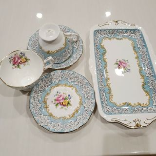 ロイヤルアルバート(ROYAL ALBERT)の【新品未使用】ROYAL ALBERT ロイヤルアルバート エンチャントメント(食器)