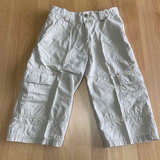 ユニクロ(UNIQLO)の54 ズボン　半ズボン　パンツ　ベージュ　シンプル　男の子　城　小学生(パンツ/スパッツ)