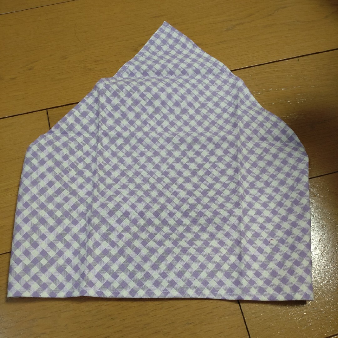 セール！ハンドメイド　大人用三角巾　チェック　紫 ハンドメイドの生活雑貨(キッチン小物)の商品写真