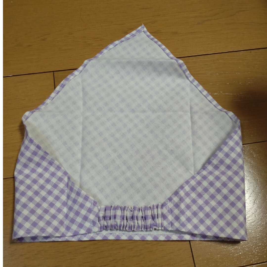 セール！ハンドメイド　大人用三角巾　チェック　紫 ハンドメイドの生活雑貨(キッチン小物)の商品写真